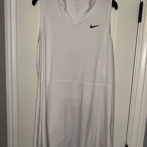 Nike White Sleeveless Tennis/Golf Dress